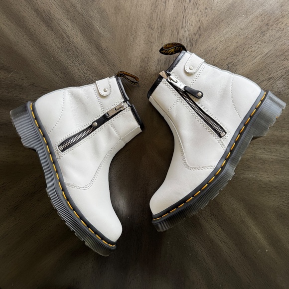 Dr. Martens Shoes - Dr. Martens 2976 Twin Zip White Leather Chelsea Boots Women's Size 6